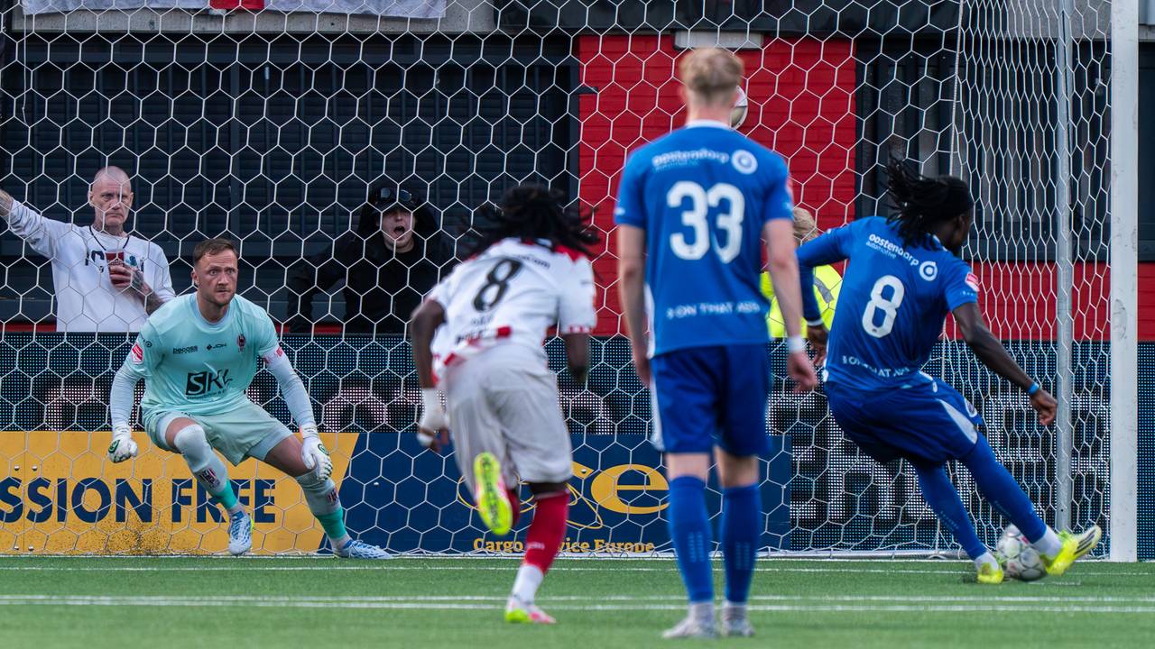 FC den Bosch in actie tegen TOP Oss (foto: Orange Pictures).