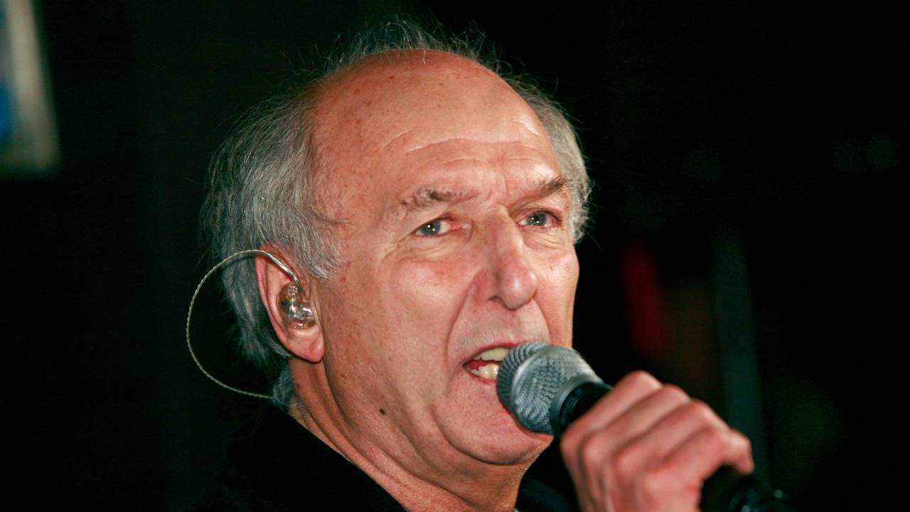 Peter Koelewijn is 80 jaar geworden en denkt niet aan stoppen. (Foto: archief)