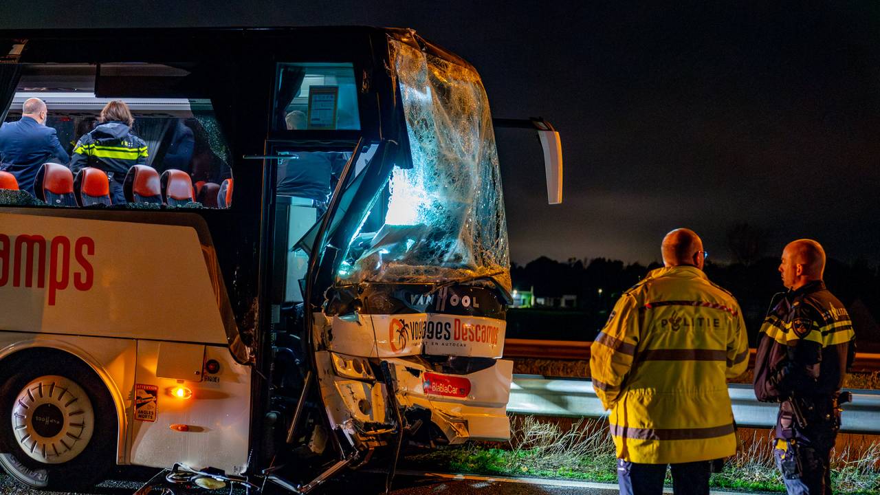 Hoe het ongeluk op de A27 kon gebeuren, wordt onderzocht (foto: Jürgen Versteeg/SQ Vision).
