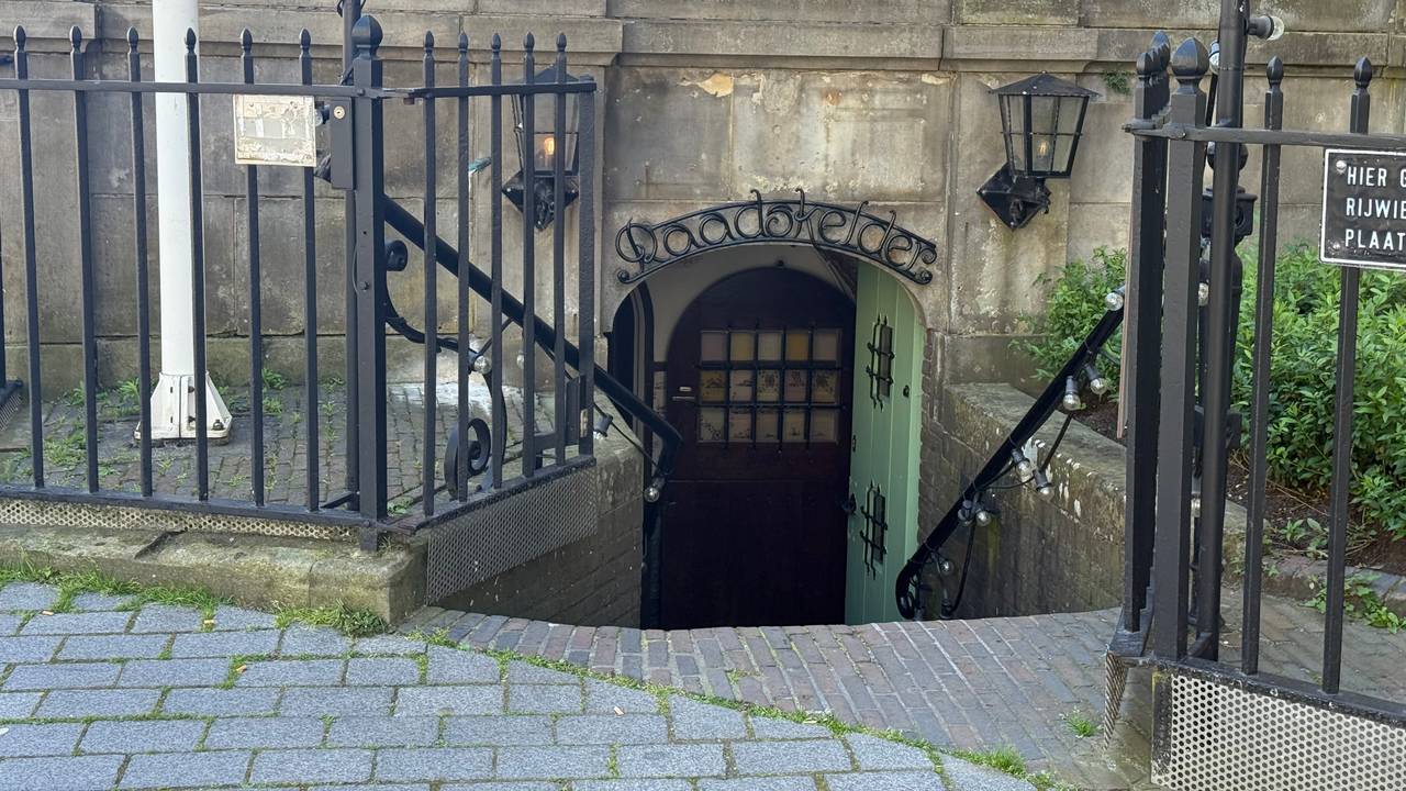 Onder het stadhuis van Den Bosch zit een kelder vol keizers en koningen