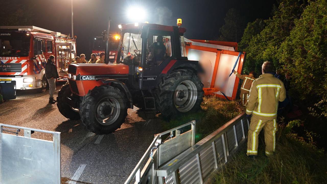 Het ongeluk bij Leende gebeurde rond halfelf zondagavond (foto: SQ Vision).