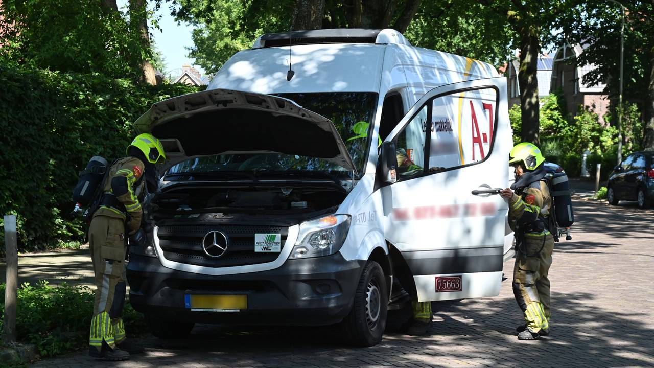 Het probleem bleek een losse slang van de airco (foto: Perry Roovers/SQ Vision).