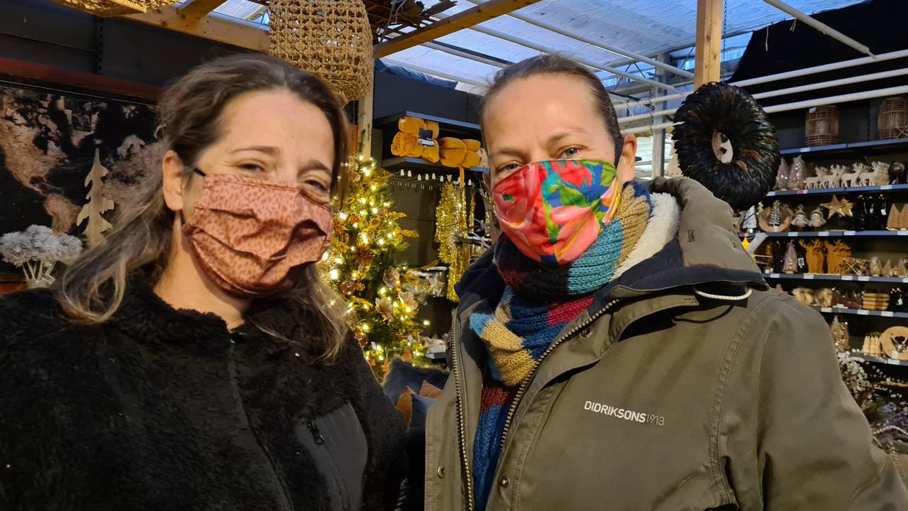 Mondkapjes op eerste dag van mondkapjesplicht.