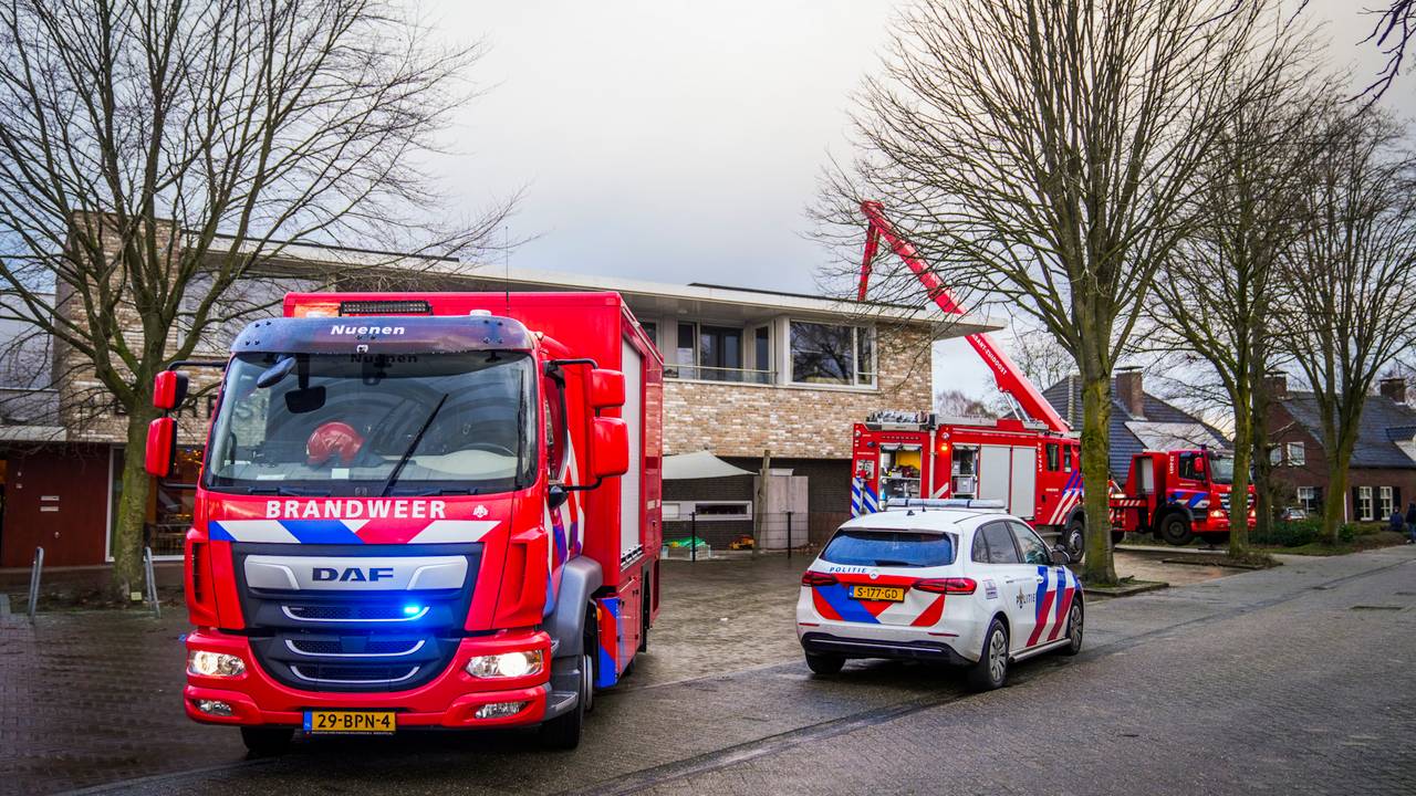 Brandweer en politie waren paraat (foto: SQ Vision).