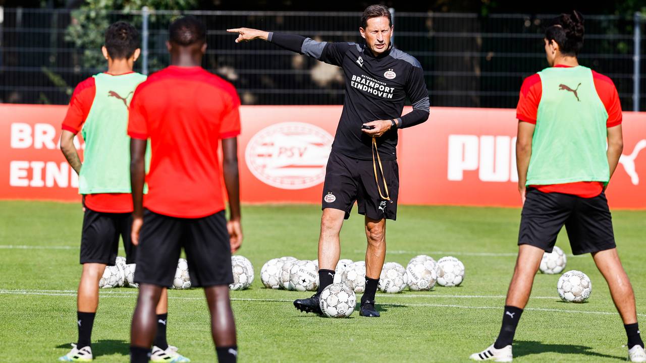 PSV-trainer Roger Schmidt (foto: ANP).