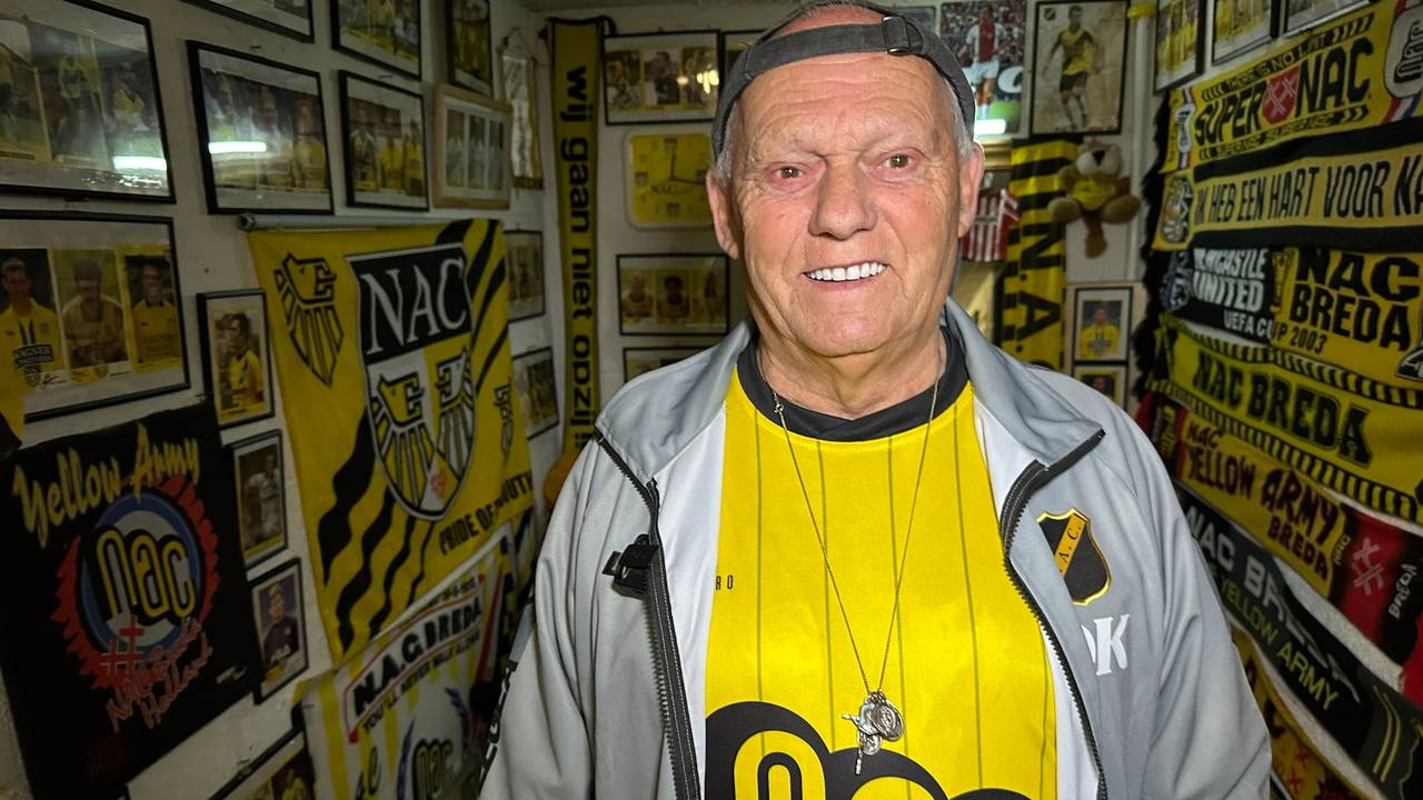 Jef Lammerse bouwde een compleet 'NAC Museum' in de gezamenlijke kelder van zijn flat (foto: Ronald Sträter).