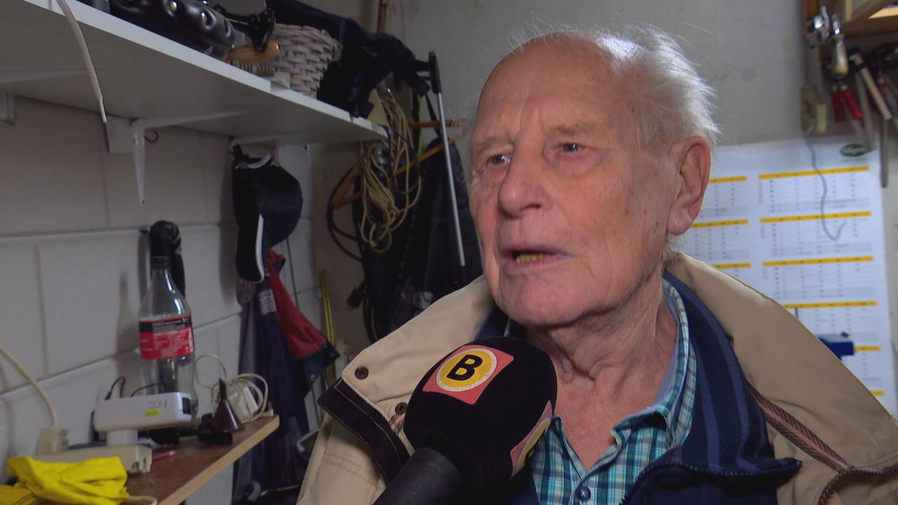 De heer De Kok (92) is boos over de inbraken.