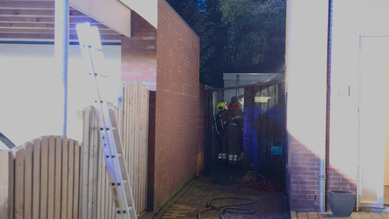 Kliko’s gaan in vlammen op (foto: Sander van Gils/SQ Vision).