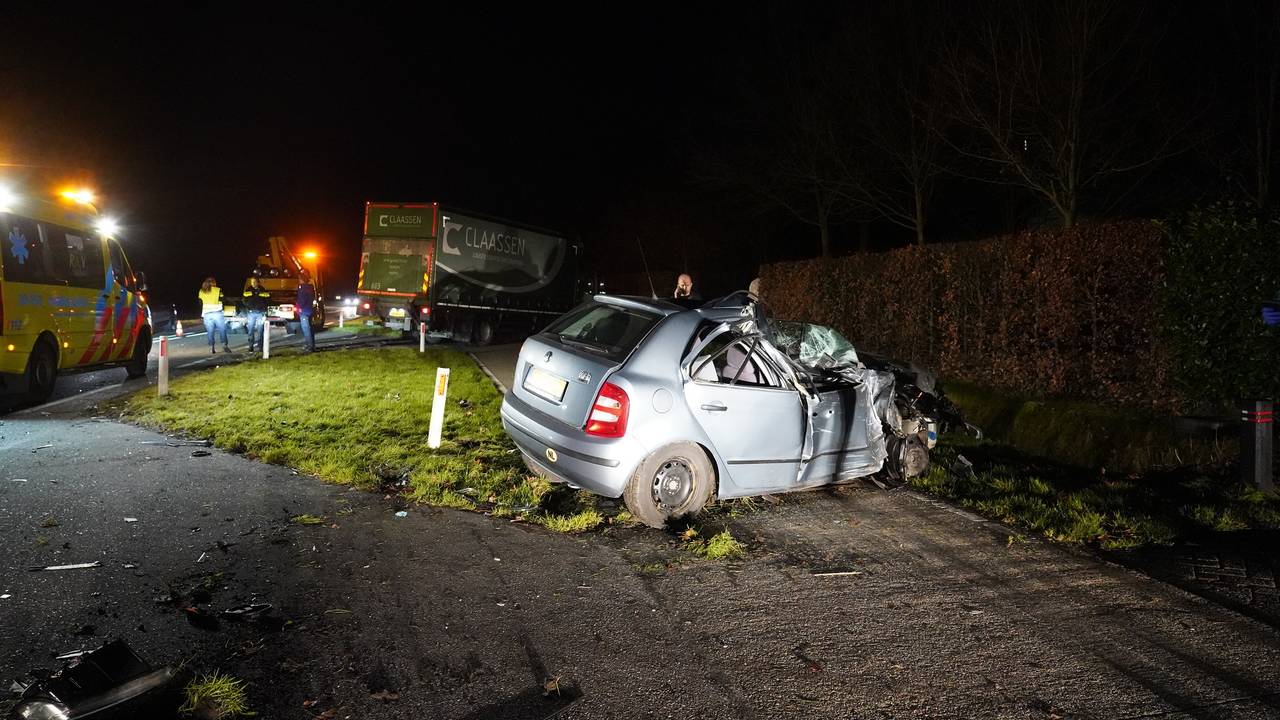 De botsing vond plaats op de Langenbergseweg bij Gilze (foto: Jeroen Stuve/SQ Vision).