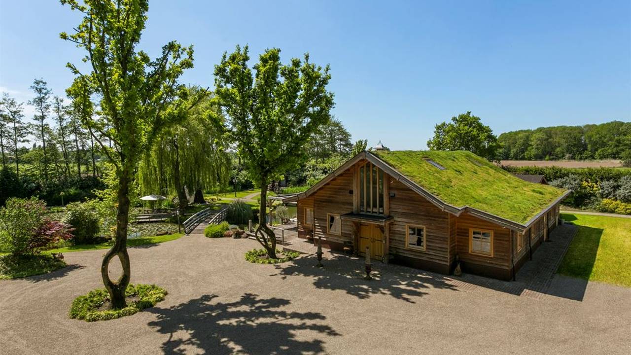 Vakantiehuis te koop (foto: Funda).