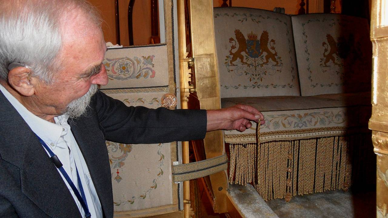 Cor Priele bracht het 'gestolen' koordje van de Gouden Koets zelf terug (foto: Cor Priele).