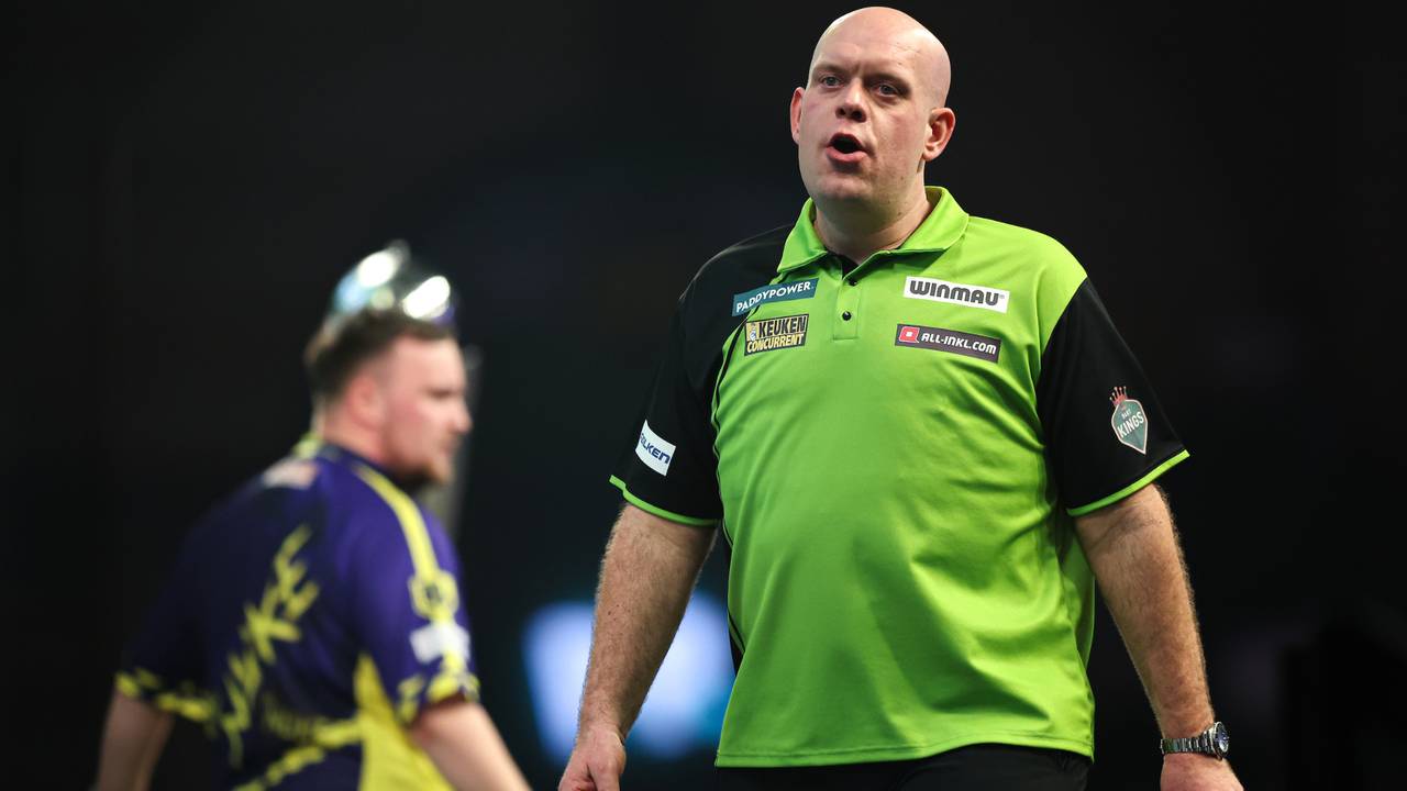 Michael van Gerwen tijdens een eerder toernooi (Foto: PDC, Kieran Cleeves).