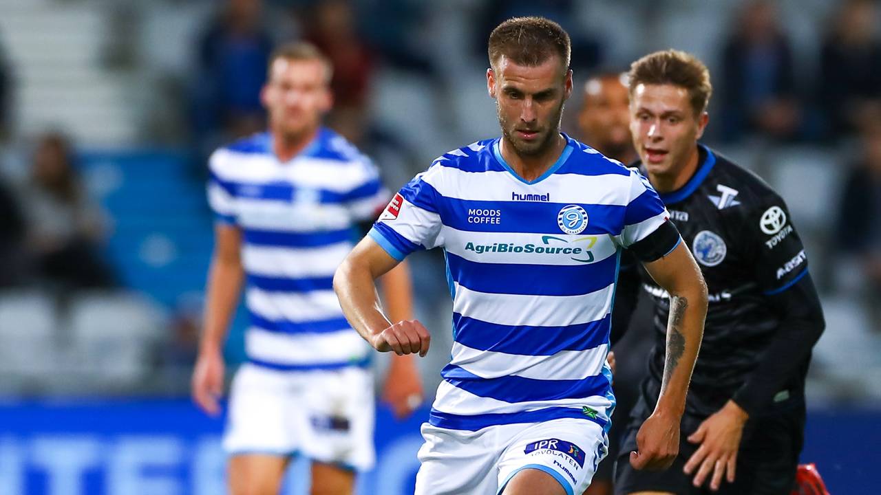 Danny Verbeek in het blauw en wit tegen FC Den Bosch (OrangePictures).