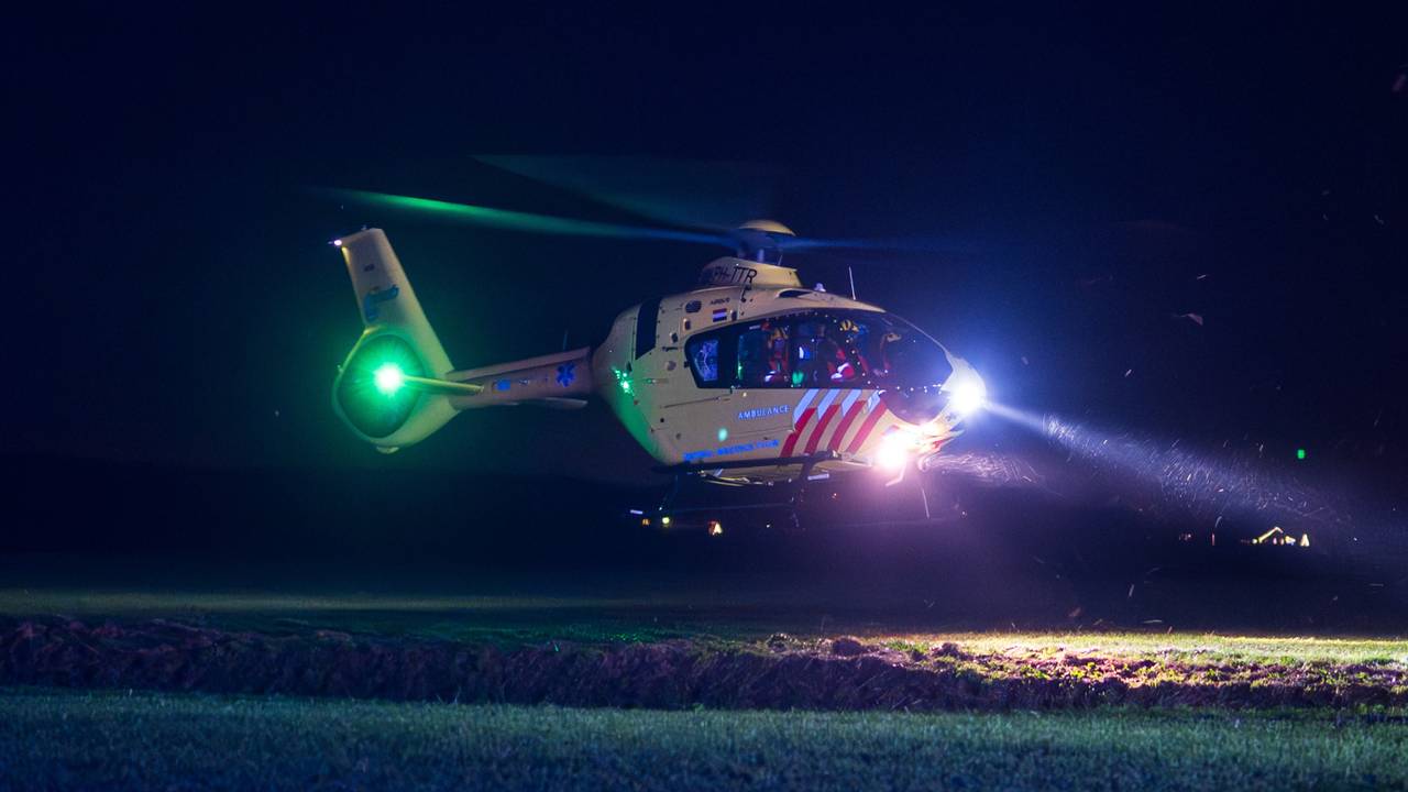 Traumaheli onderweg naar ongeluk beschenen met laser, landing afgebroken.