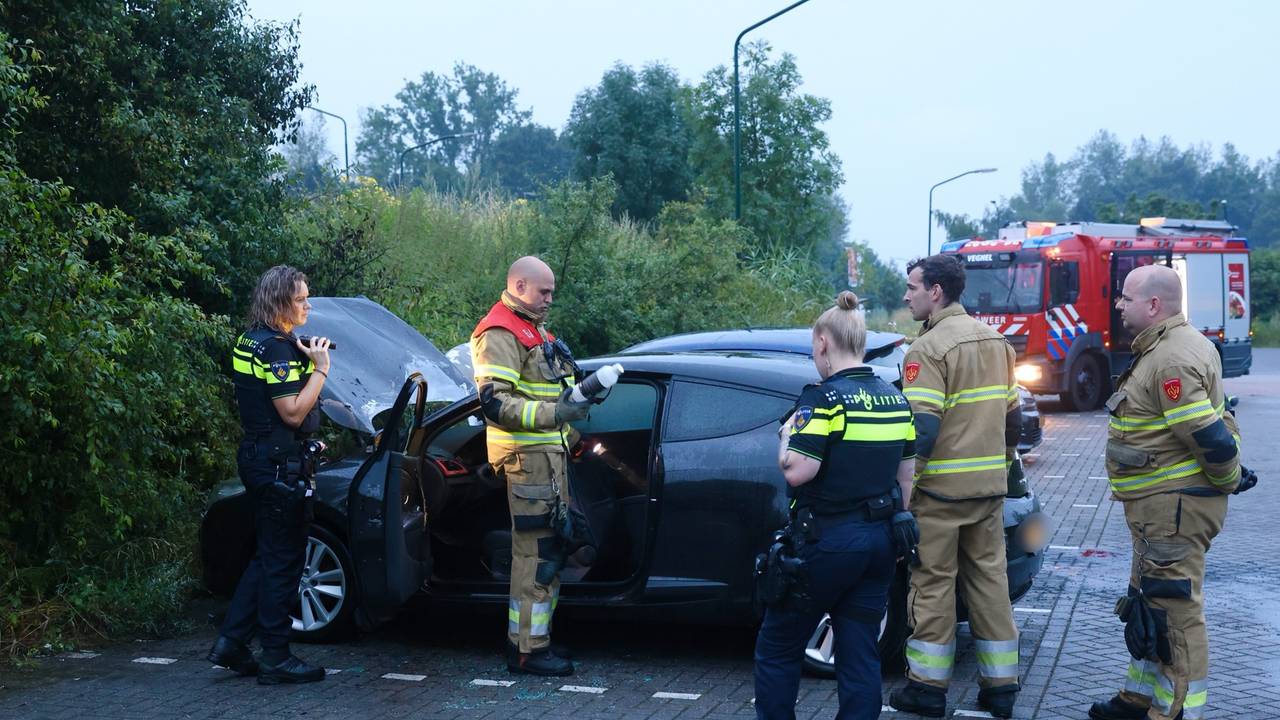 Er lijkt sprake van brandstichting in Veghel (foto: Sander van Gils/SQ Vision).