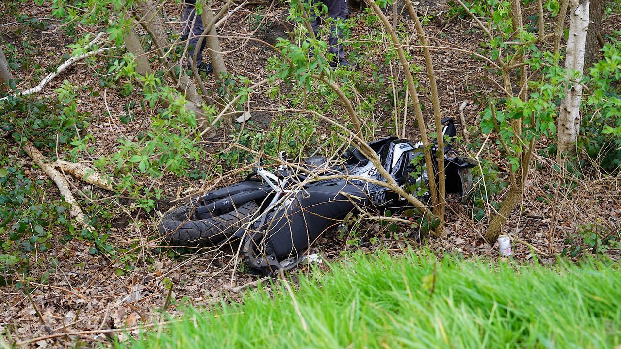 Hoe het ongeluk in Gilze kon gebeuren, wordt onderzocht (foto: Jeroen Stuve/SQ Vision).
