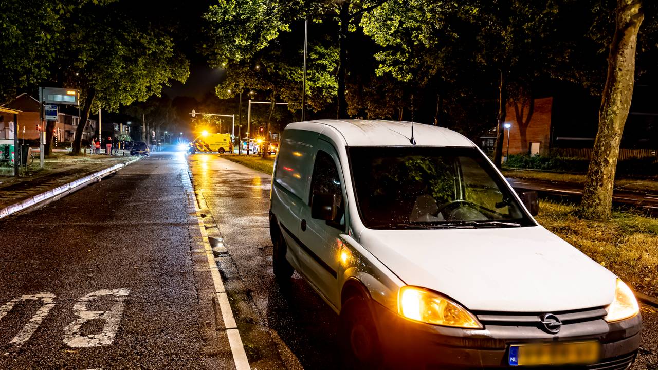 Waarschijnlijk negeerde een van de betrokkenen een rood verkeerslicht (foto: Marcel van Dorst/Eye4Images).