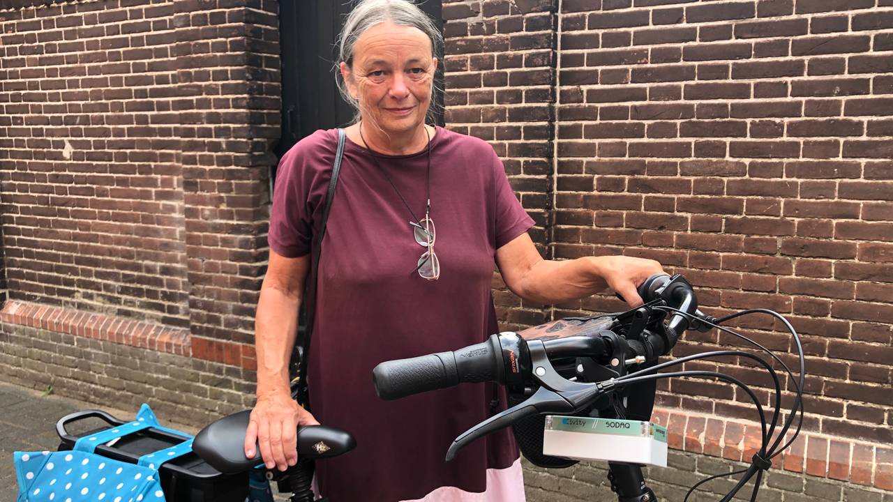 Marjan Te Riele en haar 'snuffelfiets'