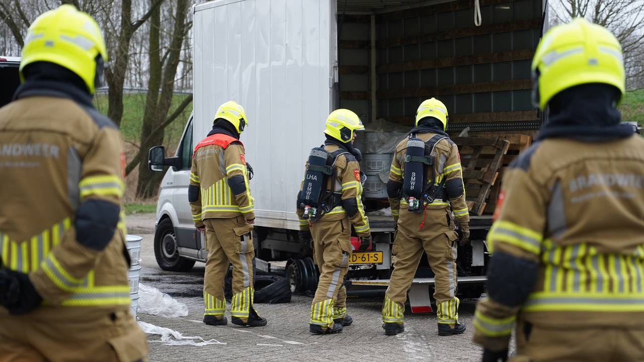 De brandweer had het vuur snel onder controle (foto: Jeroen Stuve/SWQ Vision).