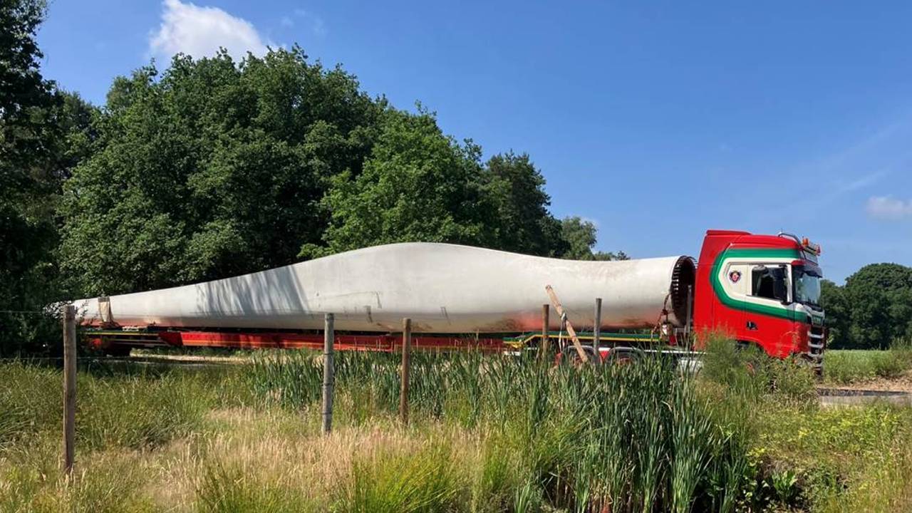 Een van de wieken die langs de A58 liggen (foto: Rijkswaterstaat).