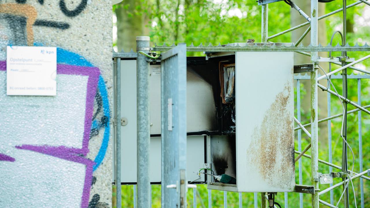 Brand in gsm-mast Tilburg (Foto: SQ Vision Mediaprodukties)