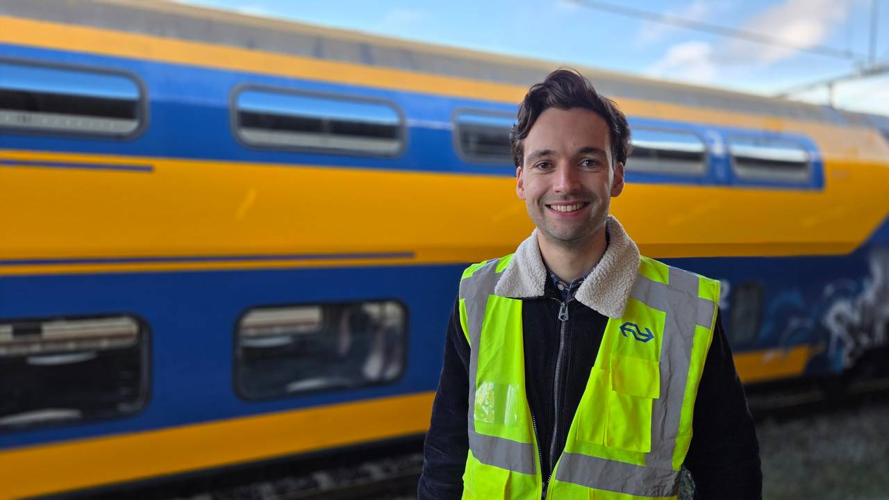 Jan Hein Jonkergouw is manager uitwendige reiniging bij de NS (foto: Noël van Hooft).