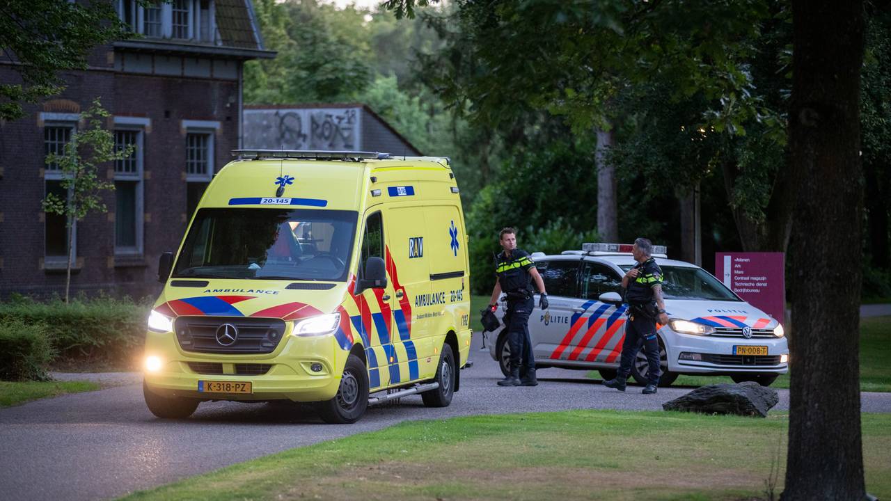 De verdachten meldden de agenten in eerste instantie dat een oudere man hen had aangevallen (foto: Christian Traets/SQ Vision).
