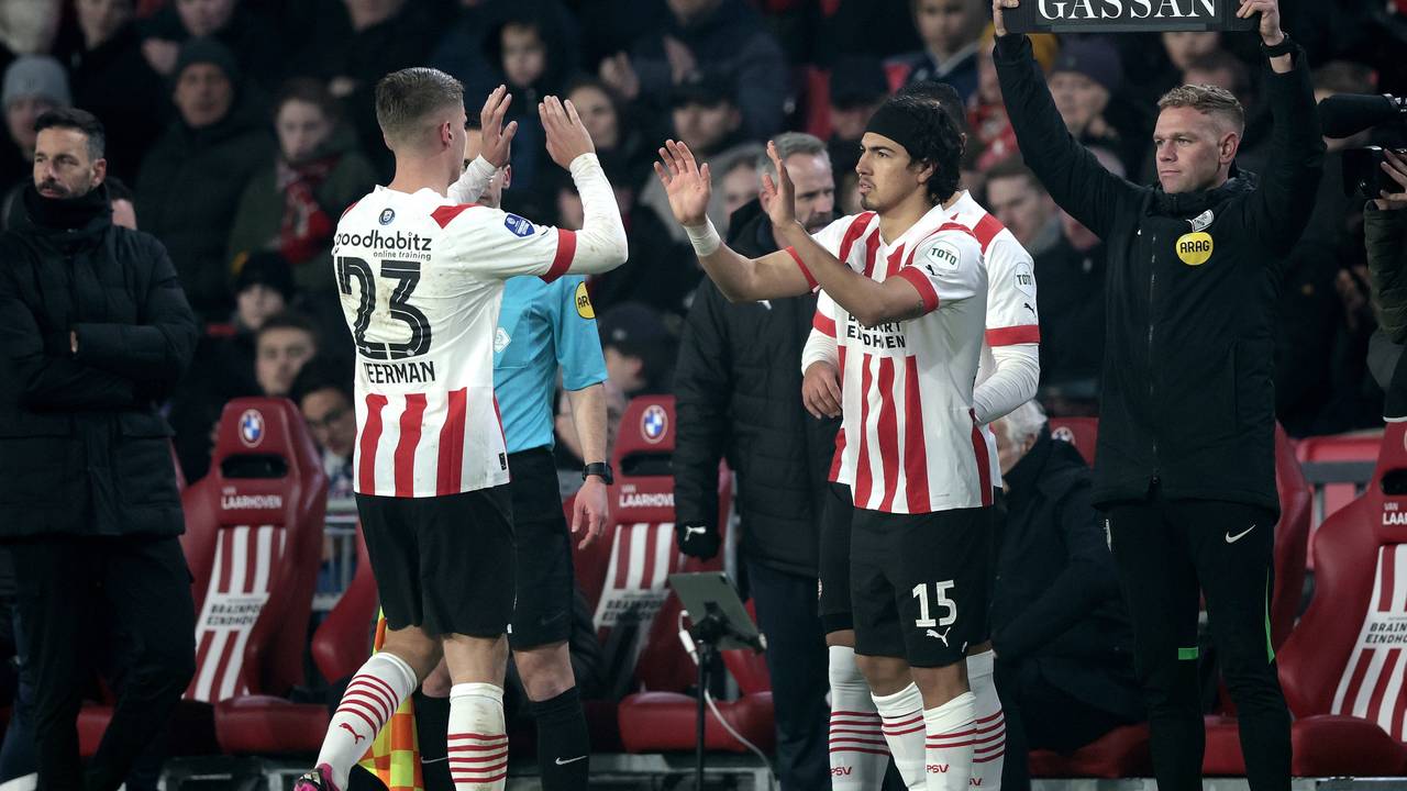 Joey Veerman wordt vervangen door Erick Gutiérrez (Foto: ANP)