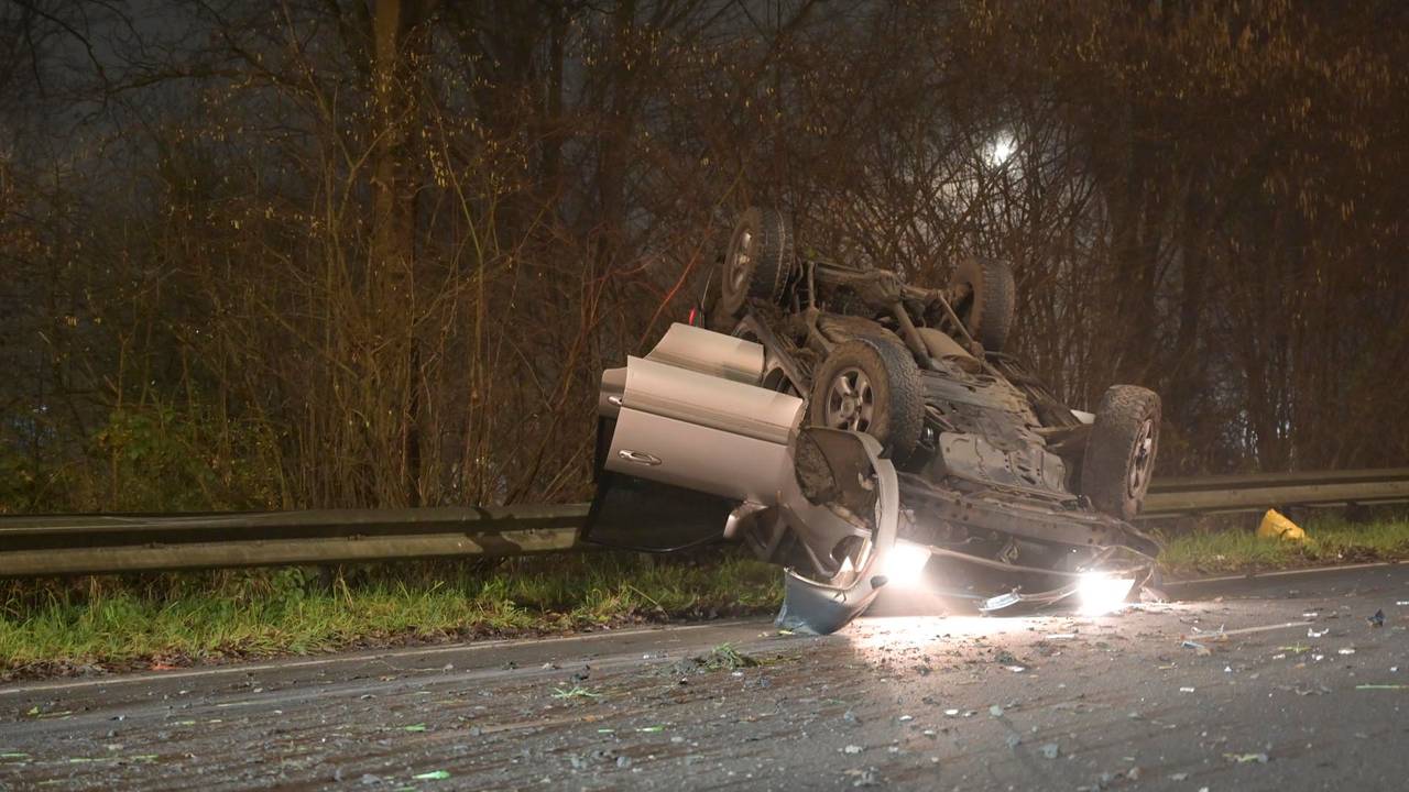 112-nieuws: auto Breda slaat over de kop • zwaargewonde bij botsing Goirle.