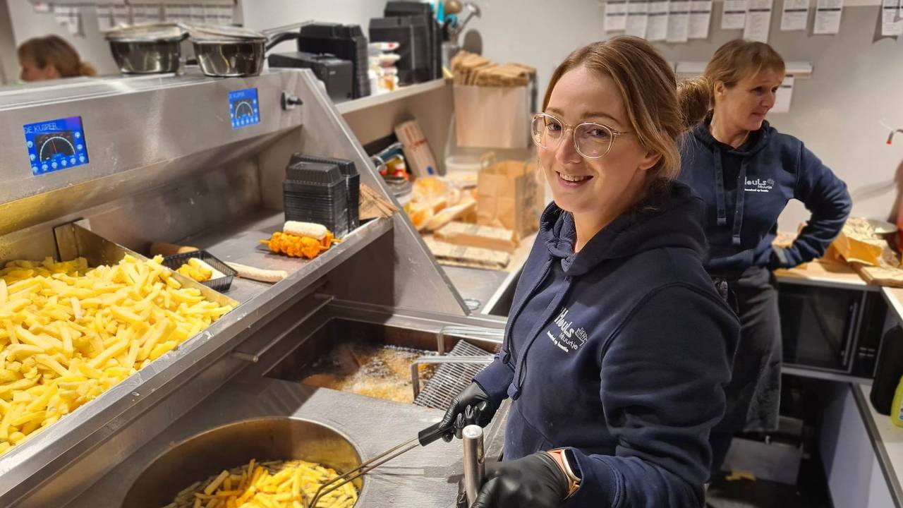 Michelle (27 ans) tient la meilleure friterie du Brabant et c’est son secret