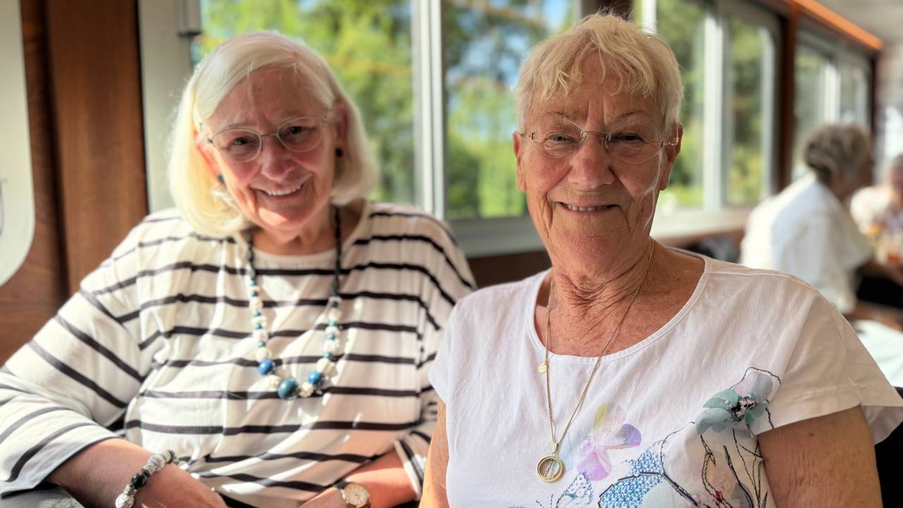 Els en Josje zijn sinds 2 jaar vriendinnen (foto: Jos Verkuijlen)