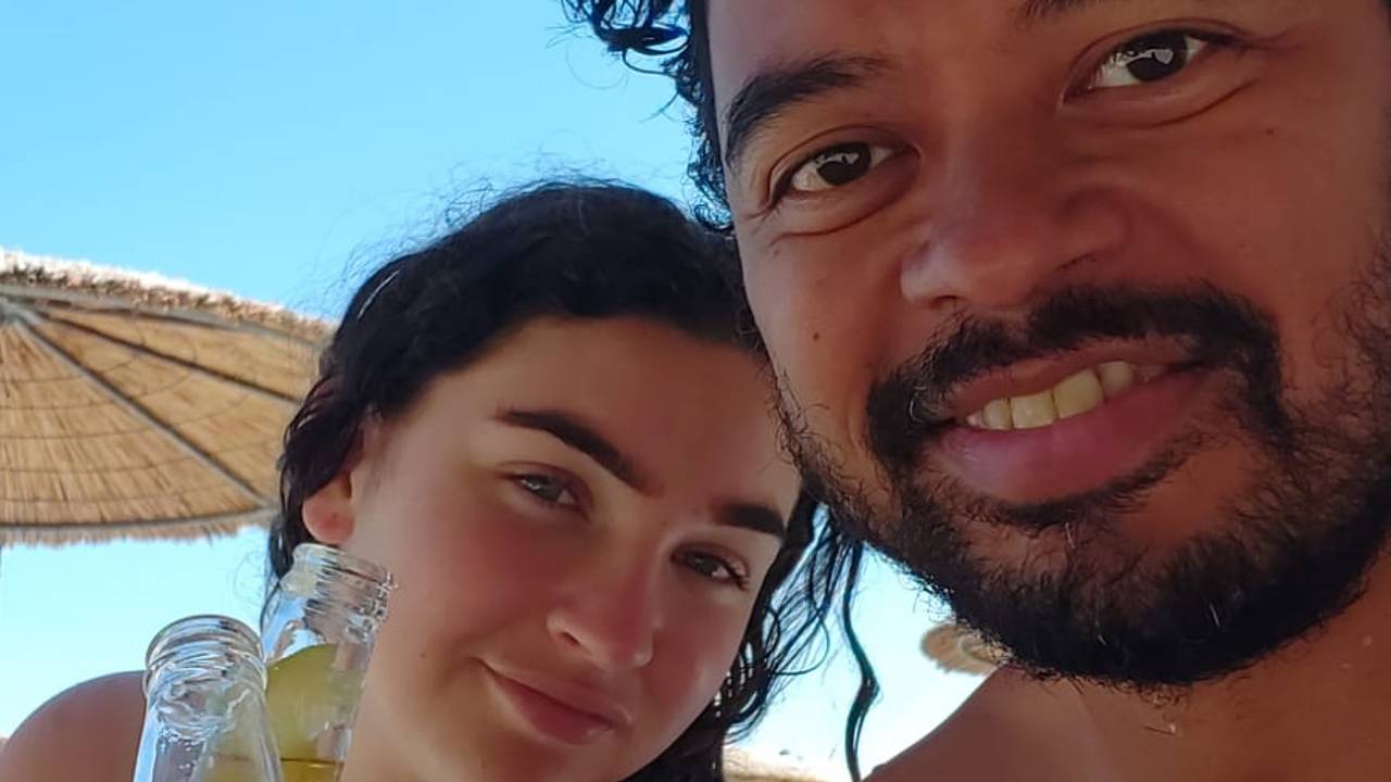 Jasmijn en Bob vieren vakantie in Griekenland.