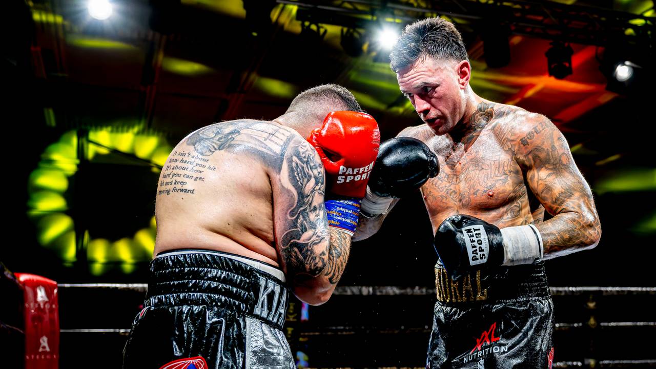 Nieky tijdens zijn wedstrijd, tegen Edison Demaj (Foto: EYE4images).