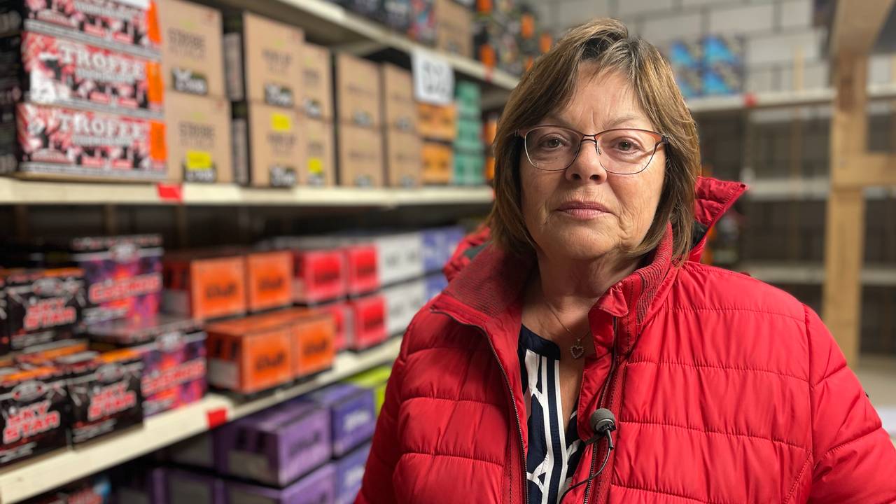 In Nuenen en Helmond ging het los met vuurwerk, ondanks het verbod. 