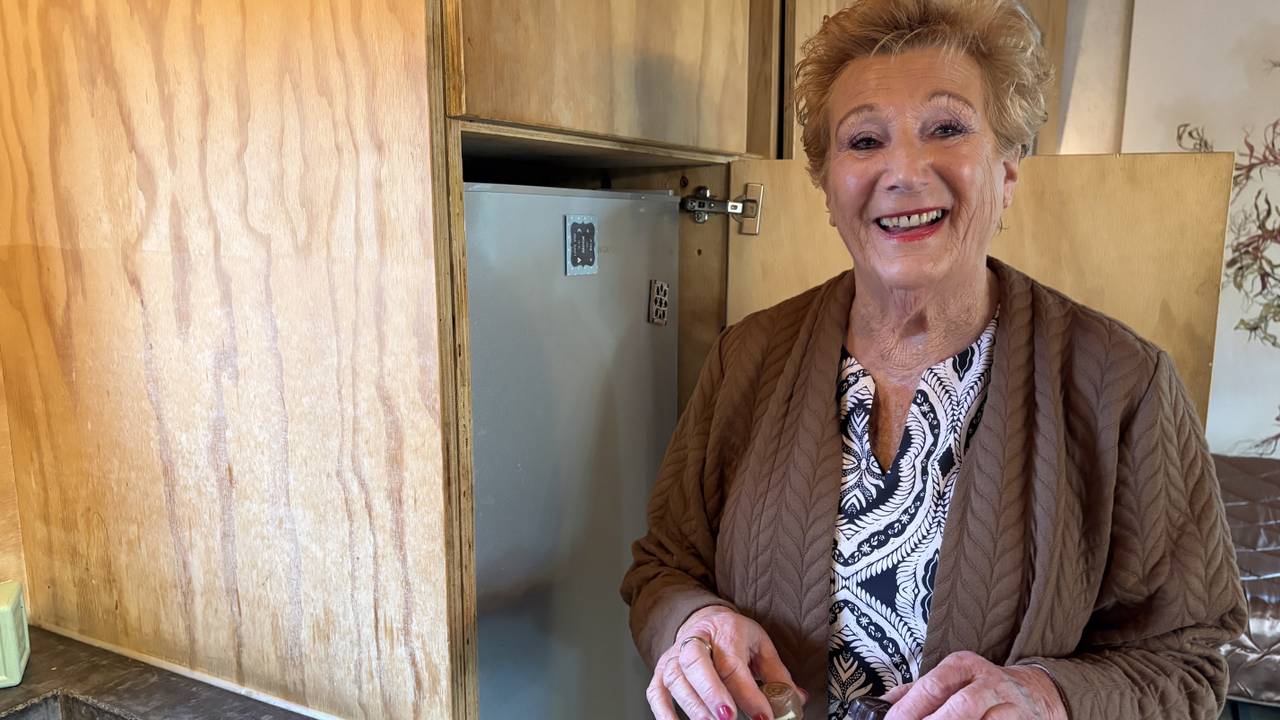 Mieke belandde in een trip nadat ze een bonbon met cannabis had gegeten (foto: Wilco Zonneveld)