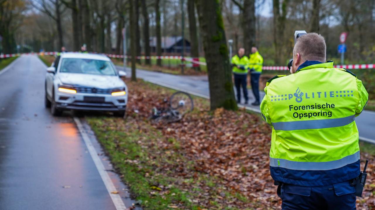 Jongen aangereden op de fiets: zwaargewond naar het ziekenhuis.