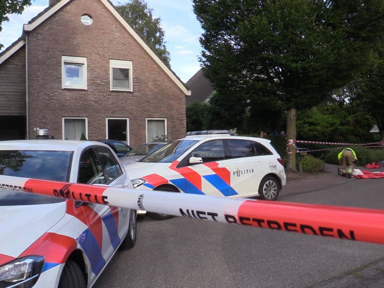 Het onderzoek bij het huis in Sint-Michielsgestel.