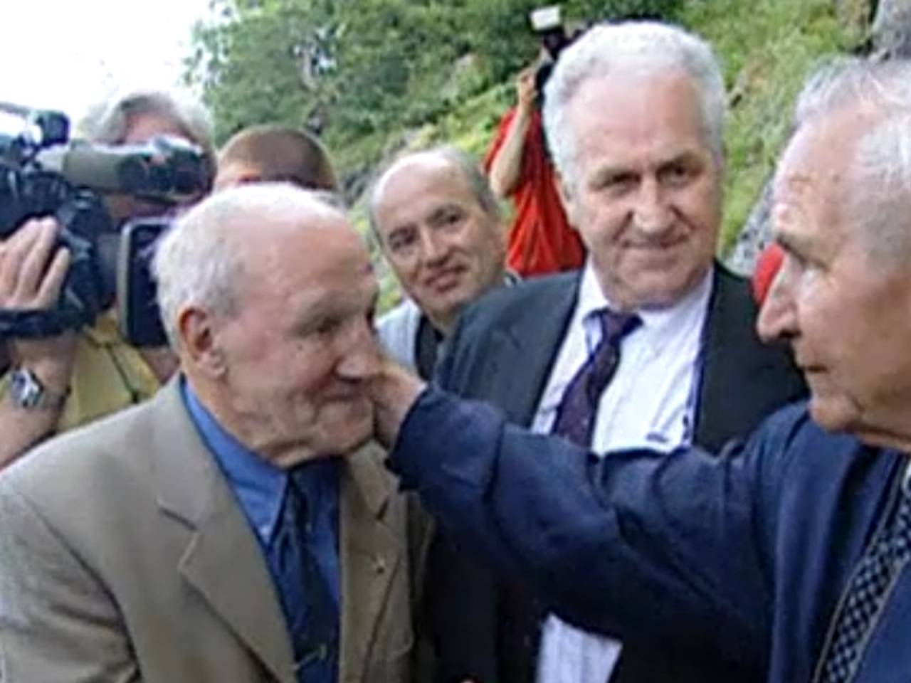 https://api.omroepbrabant.nl/img/f/$width$/$height$/0.3/0.53/bWVkaWEvcHJvZC8zMjEyMTQzLmpwZz9zdj0yMDE5LTA3LTA3JnN0PTIwMjAtMDEtMDFUMDAlM0EwMCUzQTAwWiZzZT0yMDQwLTAxLTAxVDAwJTNBMDAlM0EwMFomc3I9YiZzcD1yJnNpZz1kV29xYnNaWHhva2F3cllkSjdYU3k3cFg5MGVwRktIdnpPbzdvRk9GcWR3JTNE