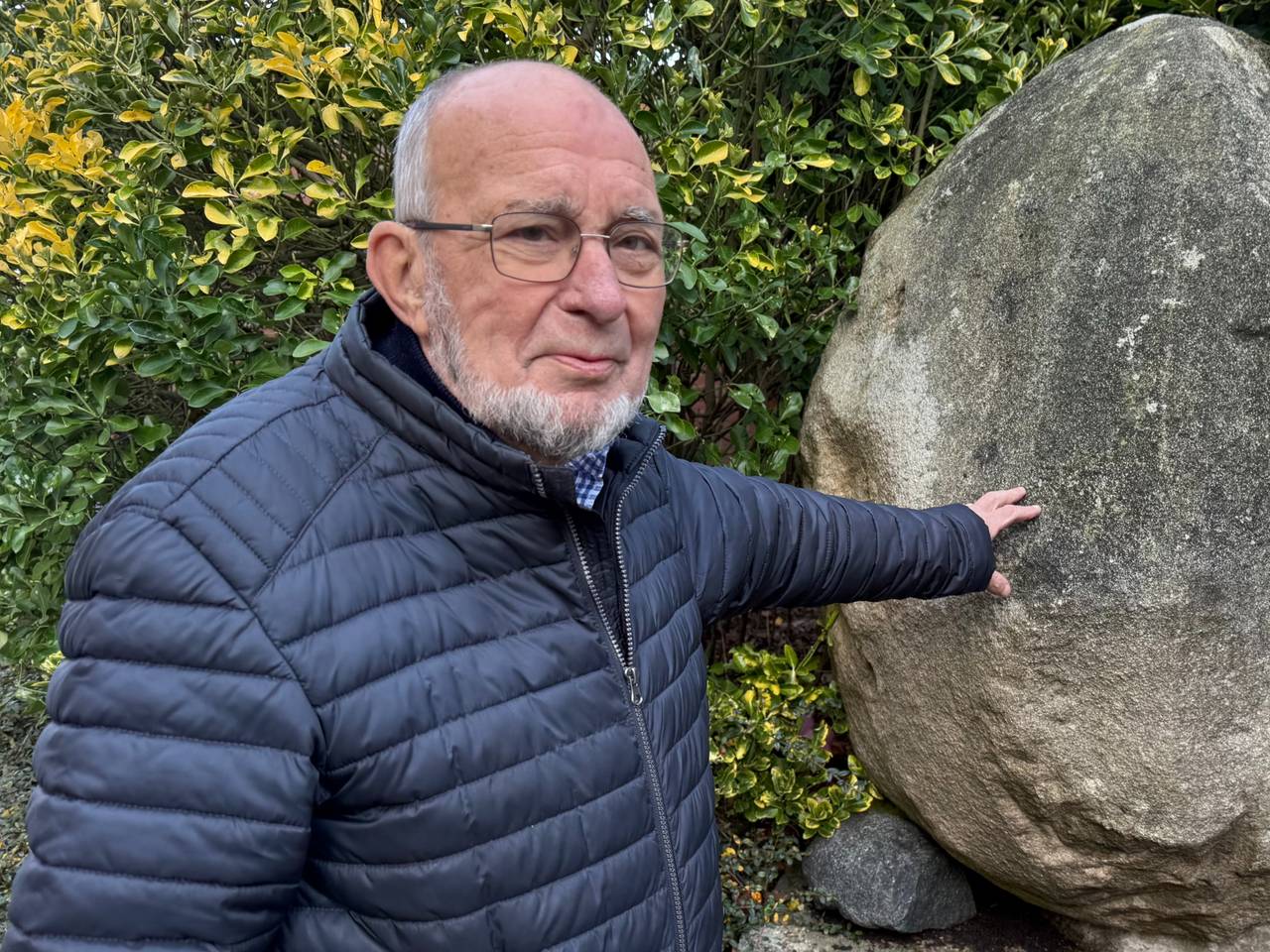 Reusachtige zwerfkei zorgt al eeuwen voor gedonder tussen buurdorpen