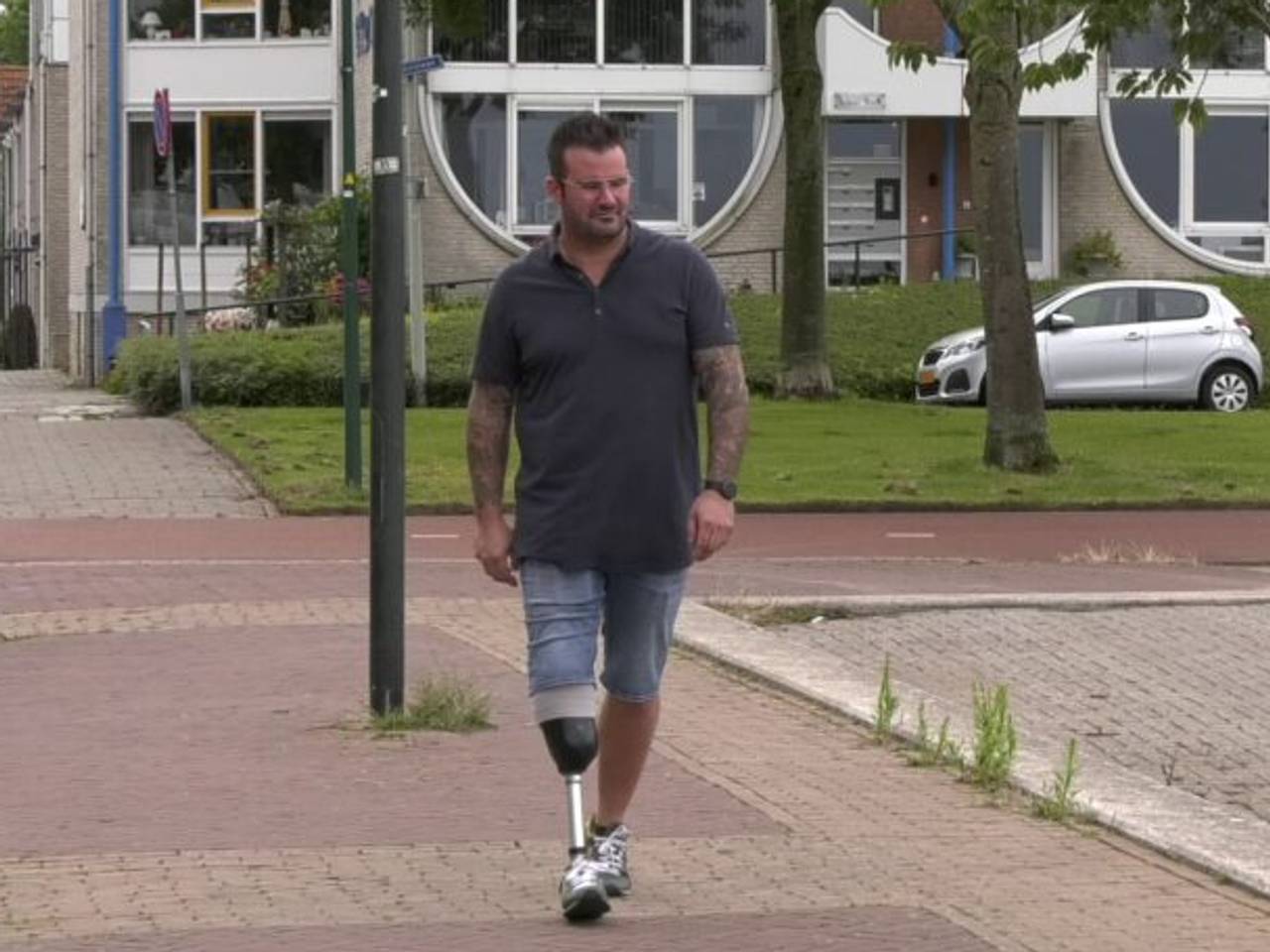 Jeff hoopt met een nieuwe operatie eindelijk pijnvrij te kunnen leven.