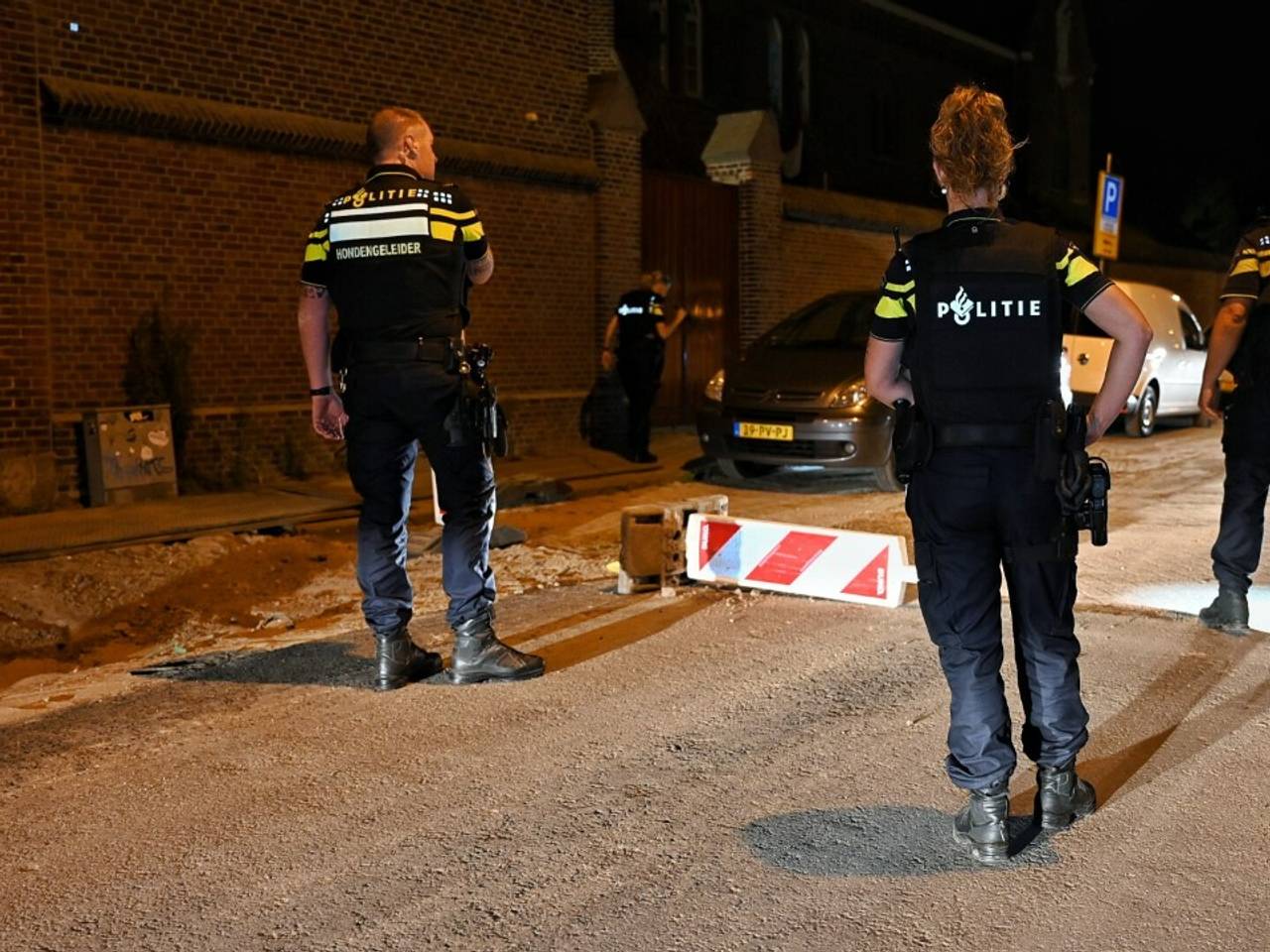 De gewapende man werd niet aangetroffen (foto: Toby de Kort/SQ Vision).