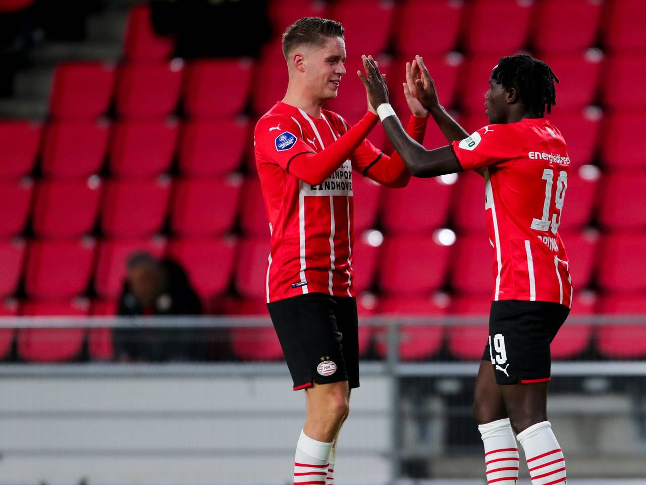 Joey Veerman was het enige lichtpuntje bij PSV (Foto: OrangePictures)