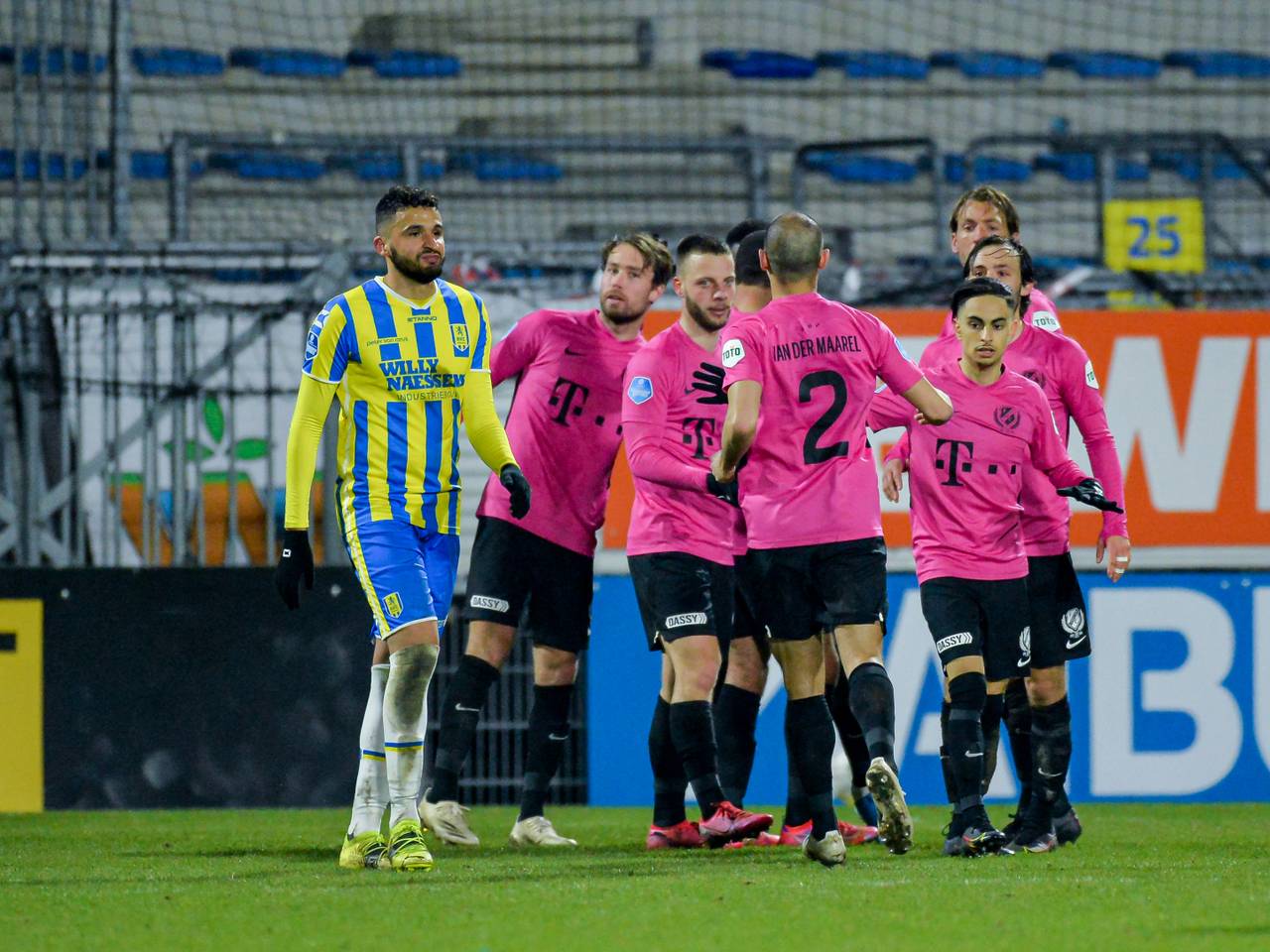 Teleurstelling bij Ahmed Touba (Foto: OrangePictures)