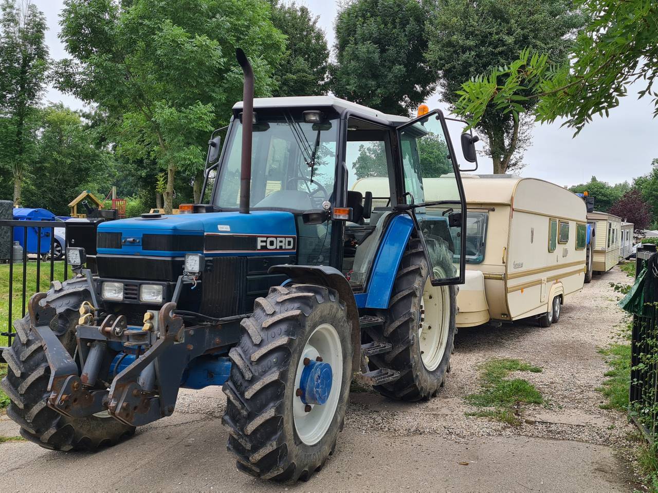 Camping ontruimd vanwege hoogwater
