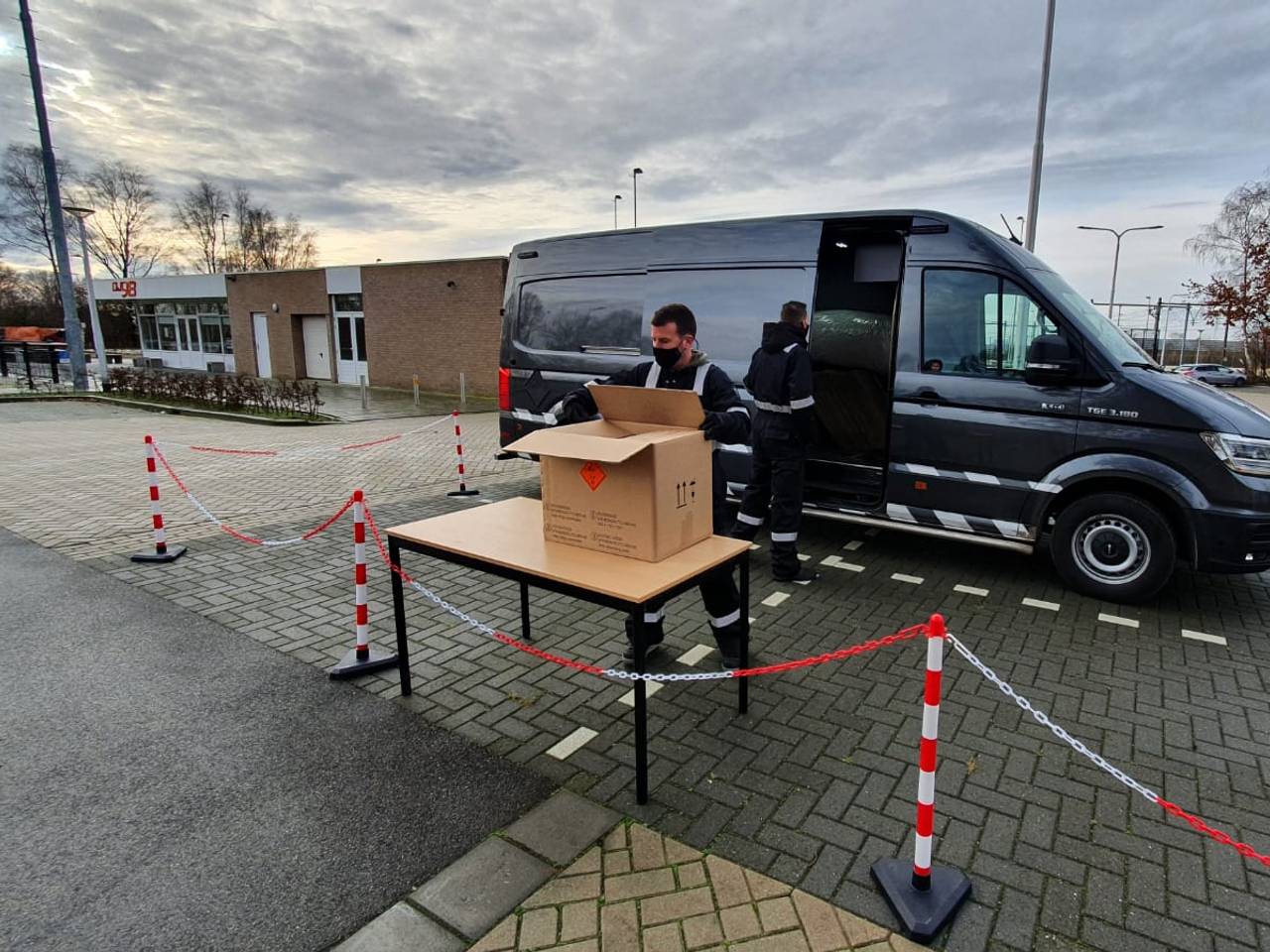 Het vuurwerkinleverpunt in Tilburg.