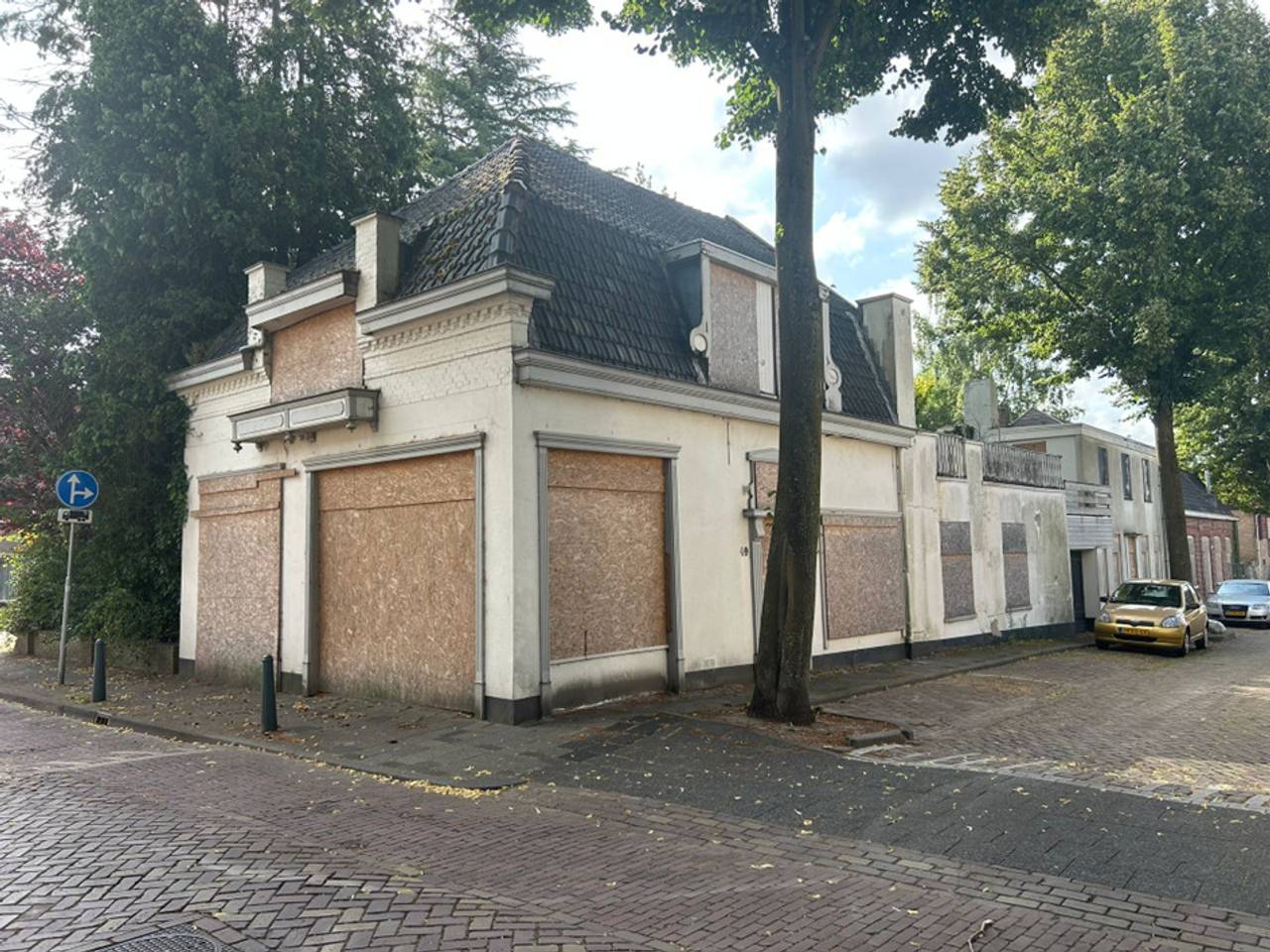 Het witte huis aan de Kerkstraat in Oisterwijk