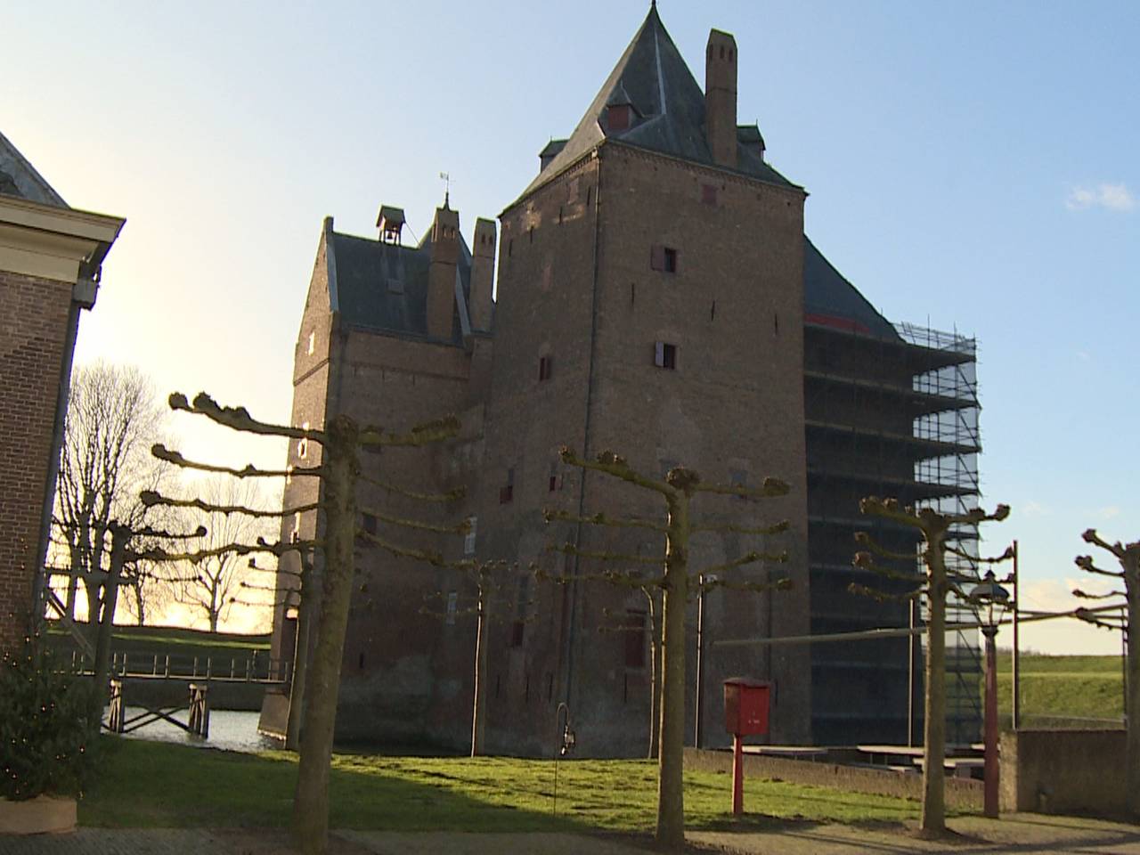 Koffiedrinkers uit de regio Altena zijn niet meer welkom op Slot Loevestein