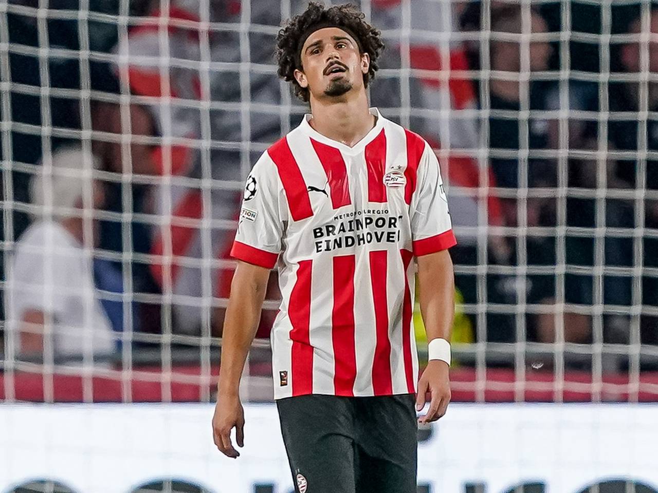 PSV verdediger Ramalho na zijn fout tegen Rangers FC (Foto Orange Pictures)