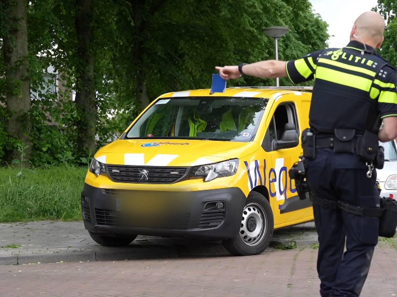 https://api.omroepbrabant.nl/img/f/$width$/$height$/0.48/0.21/bWVkaWEvcHJvZC80NDc0NzUzLmpwZz9zdj0yMDE5LTA3LTA3JnN0PTIwMjAtMDEtMDFUMDAlM0EwMCUzQTAwWiZzZT0yMDQwLTAxLTAxVDAwJTNBMDAlM0EwMFomc3I9YiZzcD1yJnNpZz1tJTJGcEx4UFBvUiUyQkNGTUkwb082QnREWmw0SW1PanVZOFJBeWxqWmdON3l6TSUzRA==