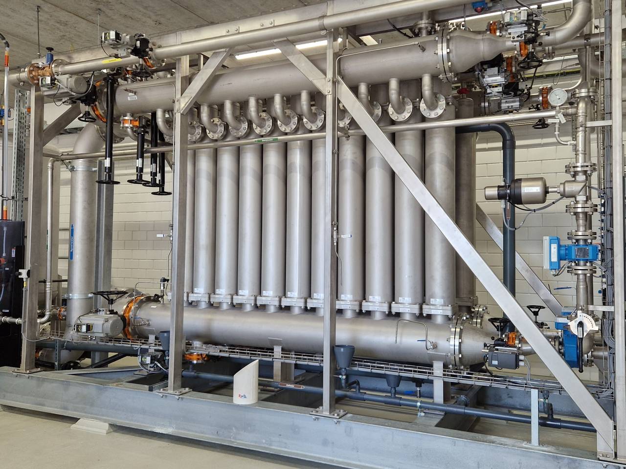 De spoelwater-terugwinunit in de waterzuivering in Heesch (foto: Tom Berkers).